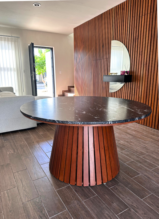 Mesa de comedor Nara Lactea