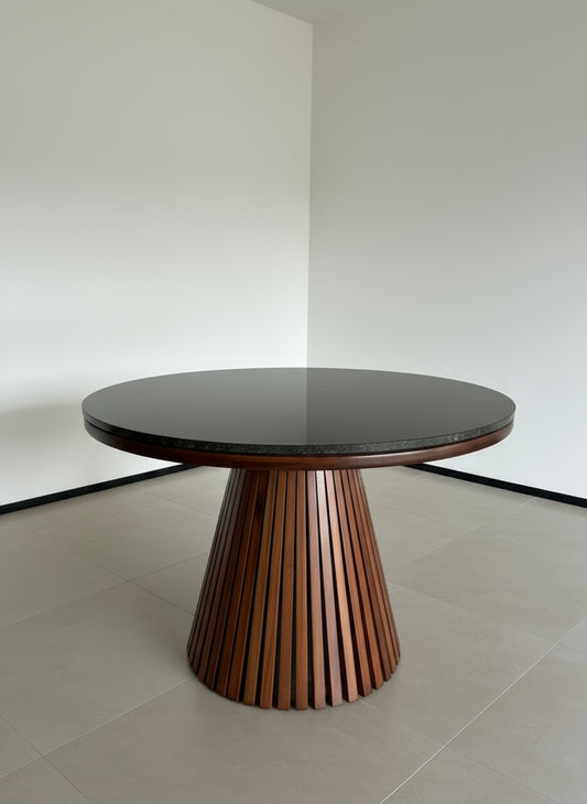 Mesa de comedor Nara