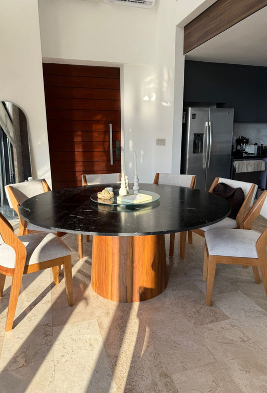 Mesa de comedor Sora