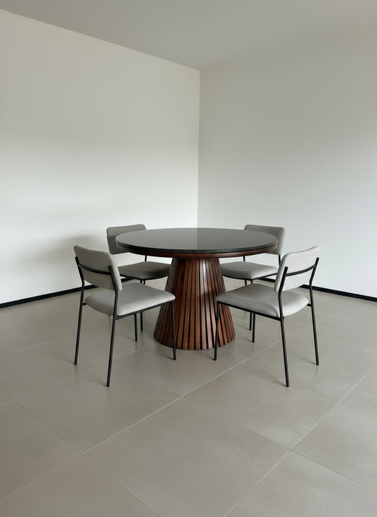 Mesa de comedor Nara