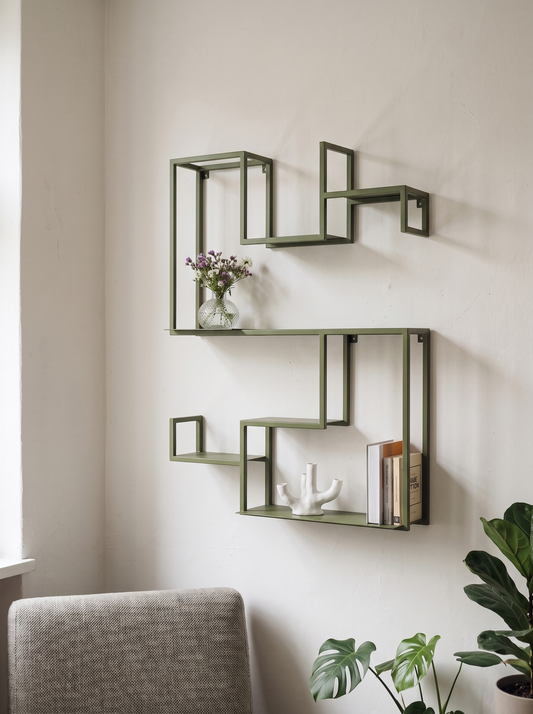 Repisa Orso Verde en espacio minimalista