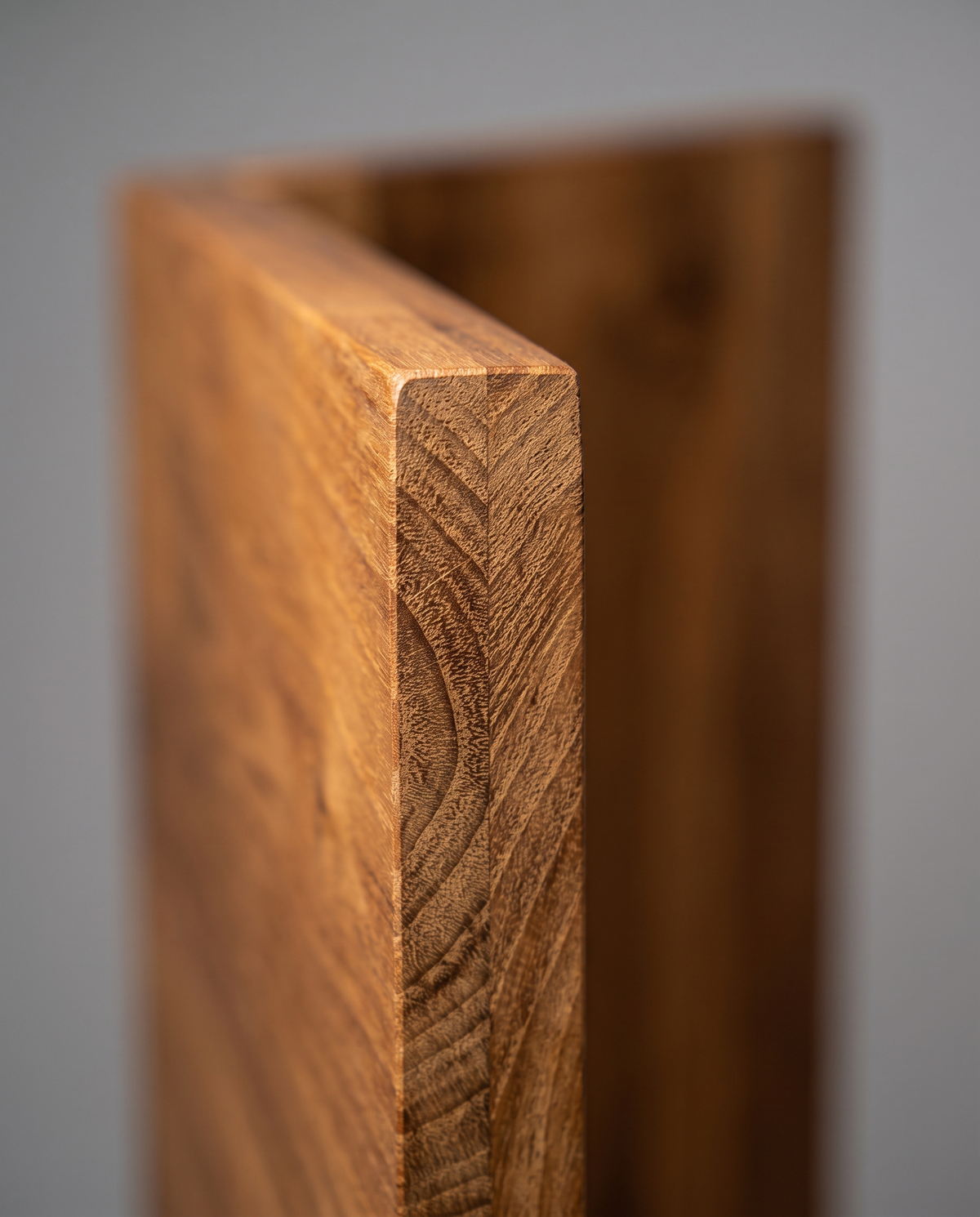Credenza Baco TZALAM detalle borde de madera
