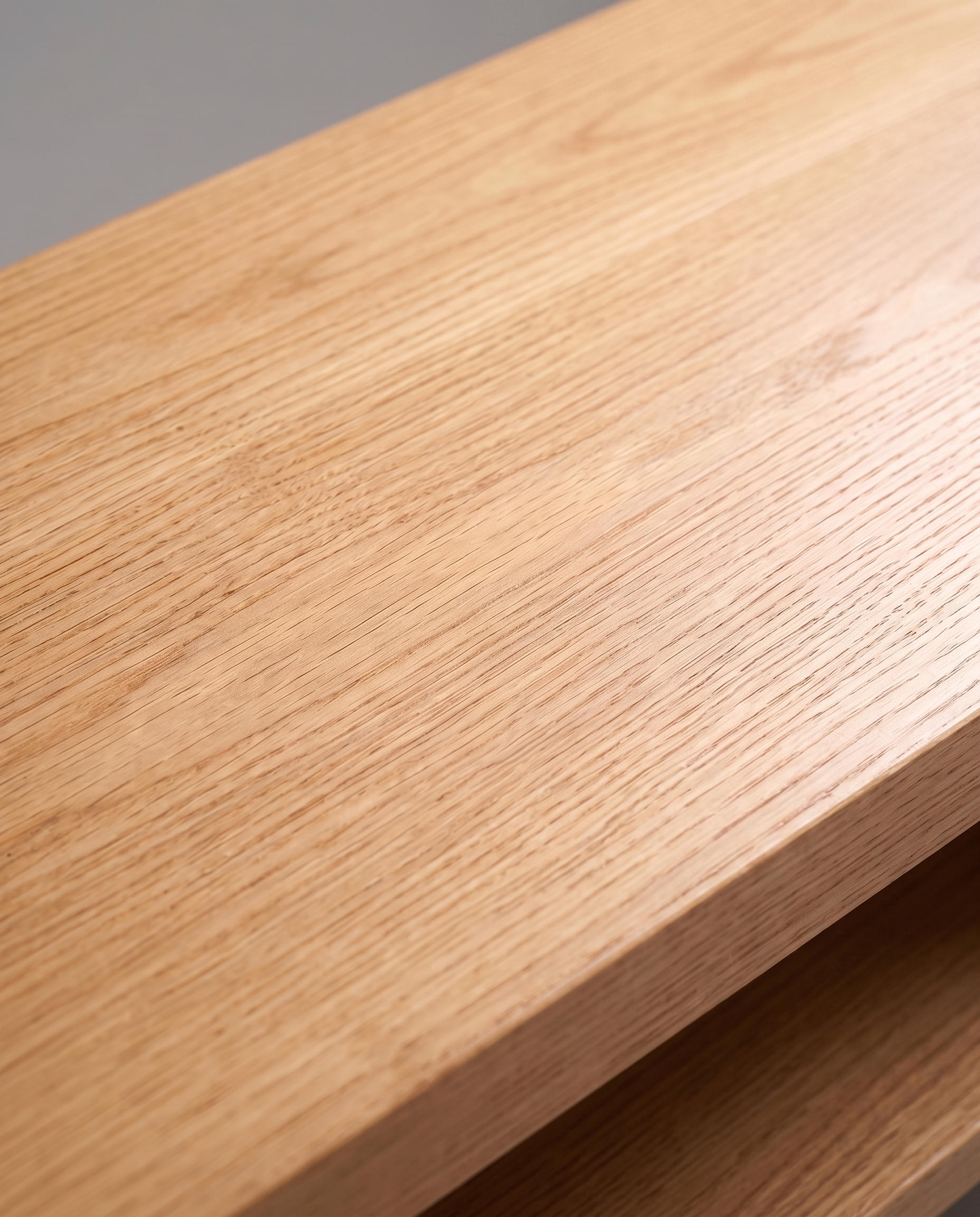 Credenza Febo Encino detalle de madera