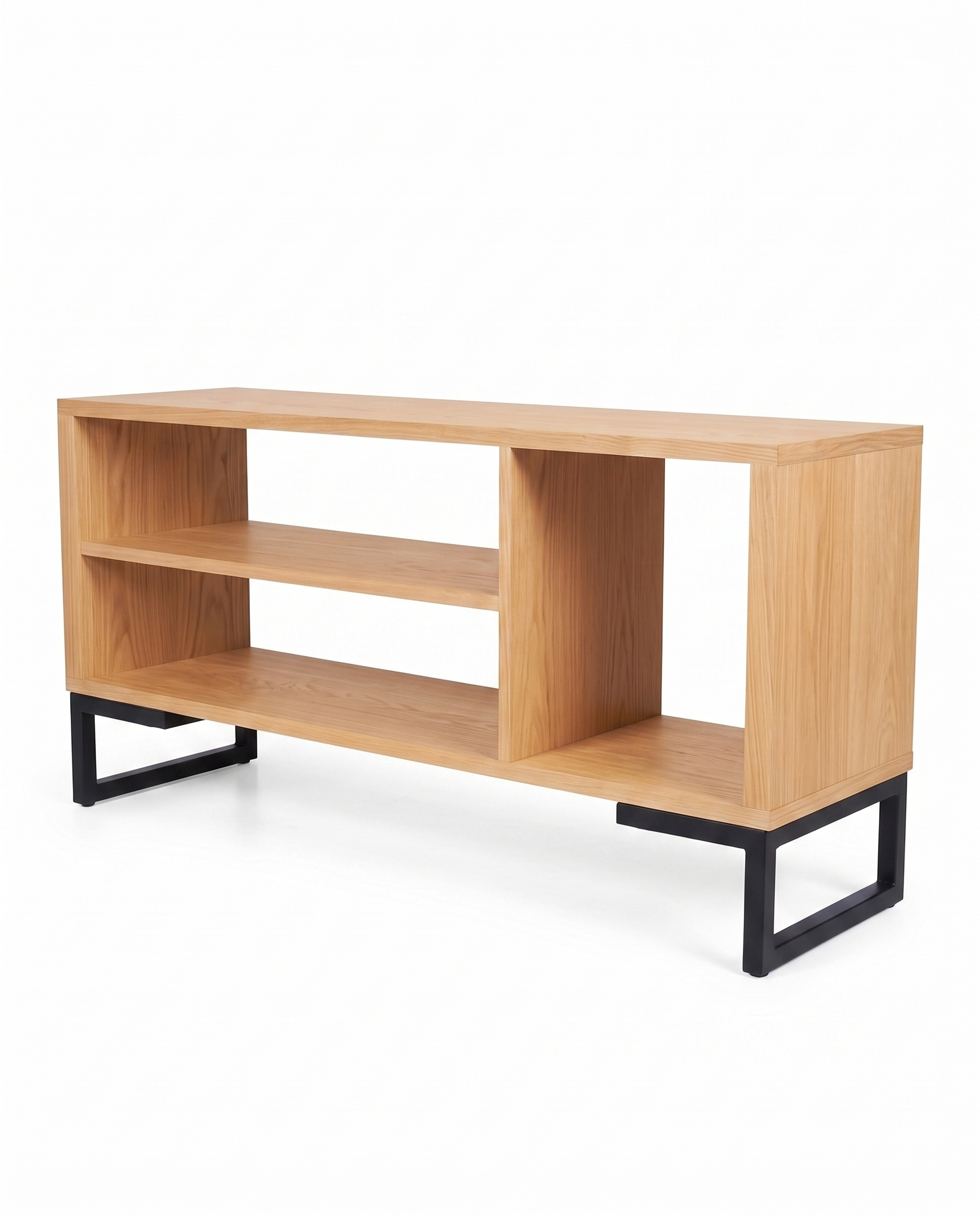Credenza Febo Encino fondo blanco ángulo 3/4